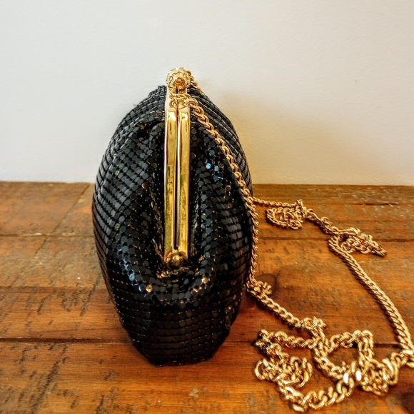 Whiting and Davis Black Mesh Evening Bag - Picture 3 of 5